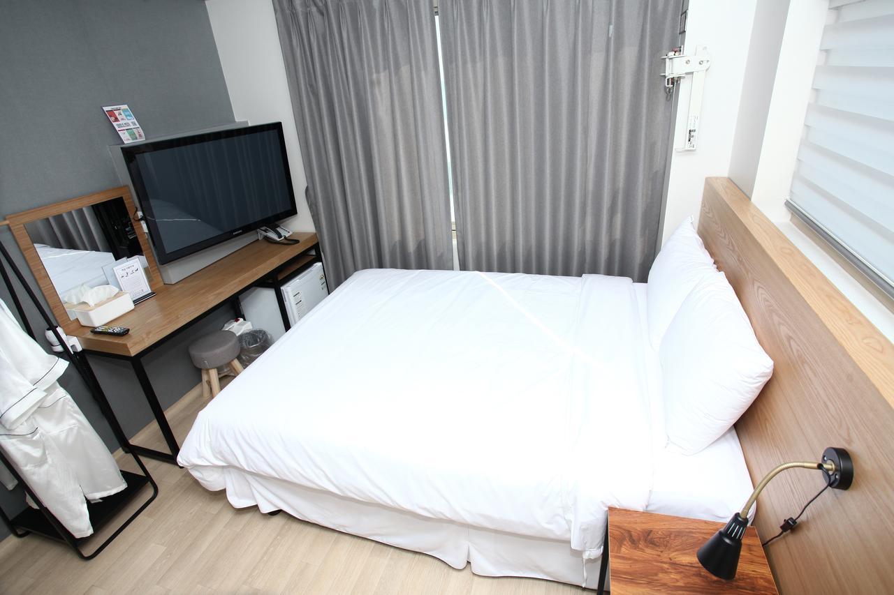 Hotel R Gangneung Rom bilde