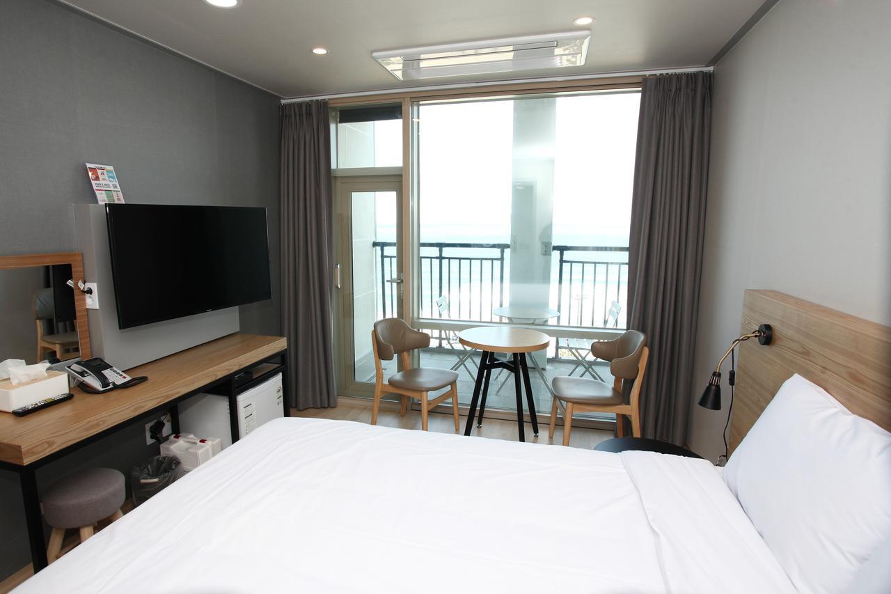 Hotel R Gangneung Rom bilde