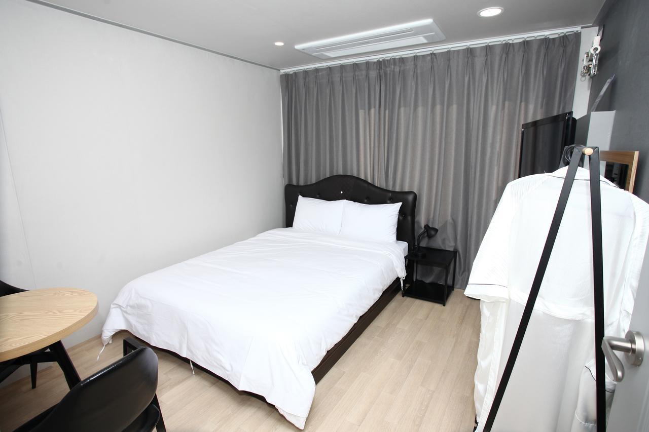 Hotel R Gangneung Rom bilde