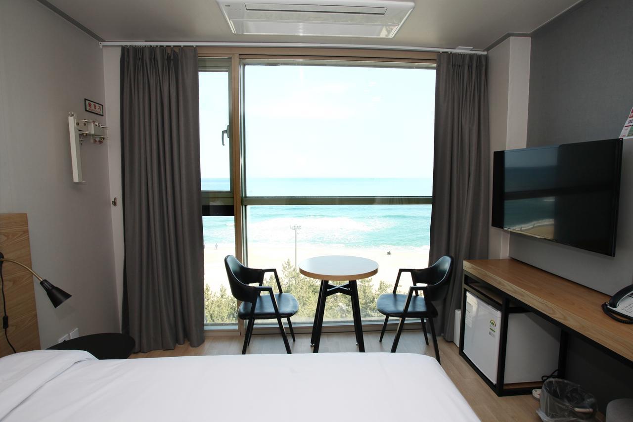 Hotel R Gangneung Rom bilde