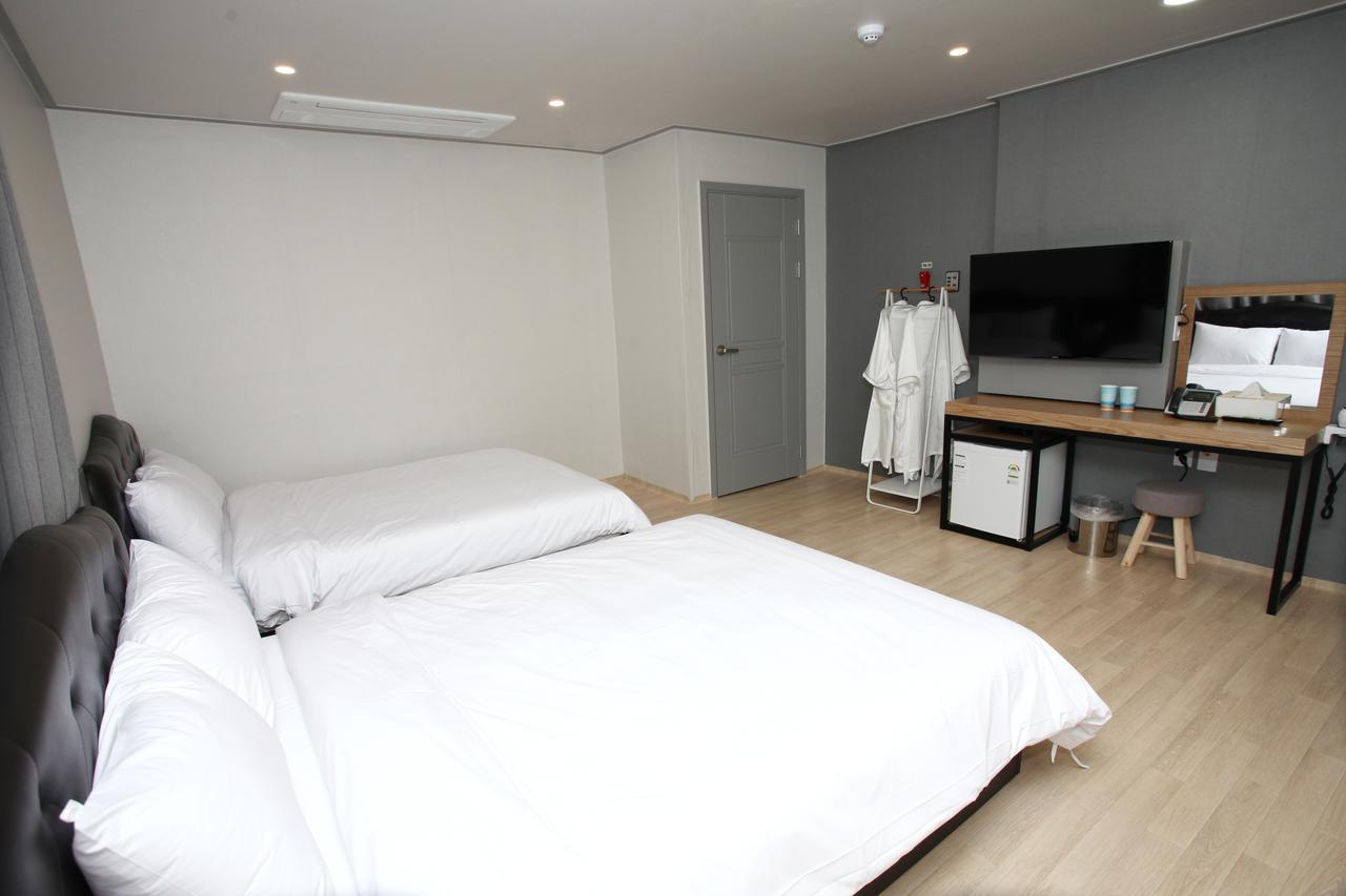 Hotel R Gangneung Rom bilde