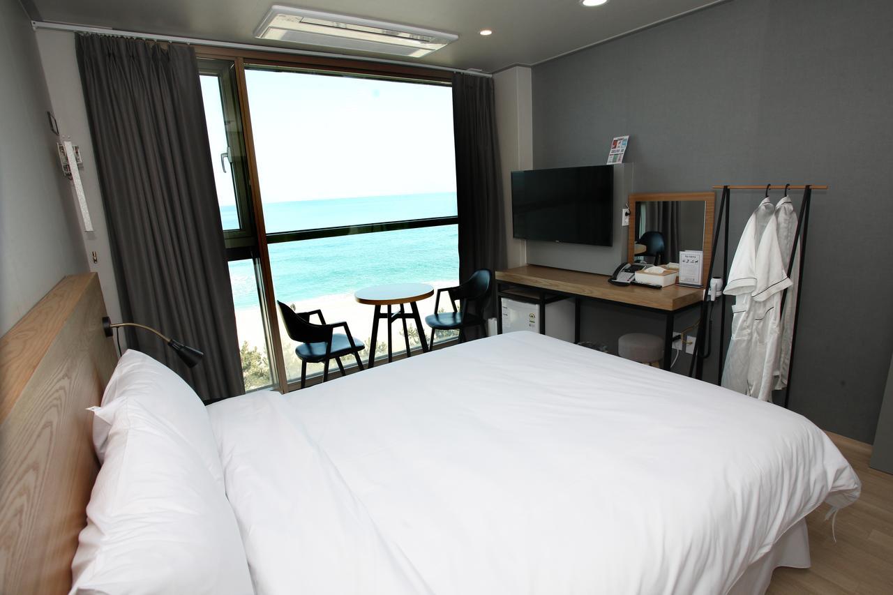 Hotel R Gangneung Rom bilde