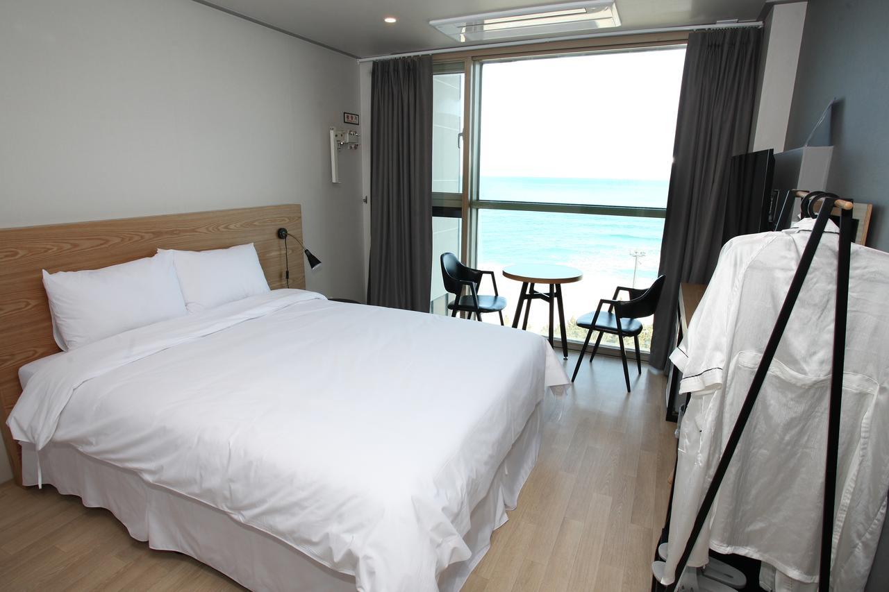 Hotel R Gangneung Rom bilde